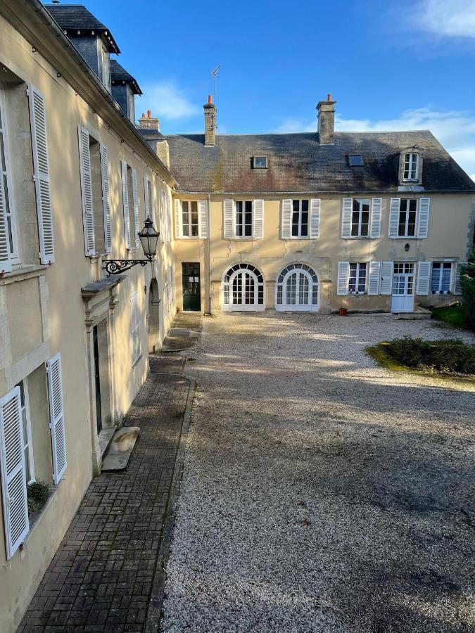 Bright Apt 70M2 In Bayeux Historic Center W Pkg المظهر الخارجي الصورة