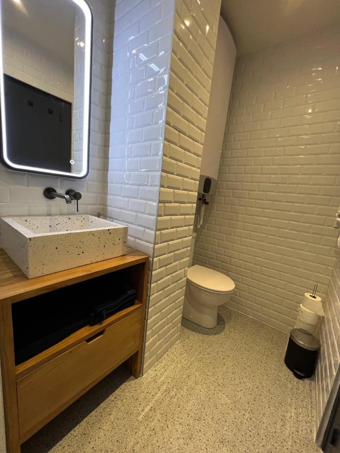 Bright Apt 70M2 In Bayeux Historic Center W Pkg المظهر الخارجي الصورة