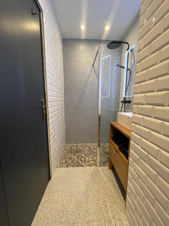 Bright Apt 70M2 In Bayeux Historic Center W Pkg المظهر الخارجي الصورة